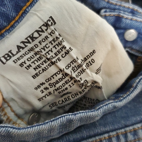 BlankNYC 27 skinny crop jeans - Picture 9 of 9